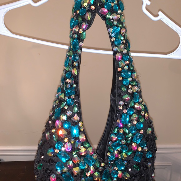 Halter top prom dress - Picture 4 of 5